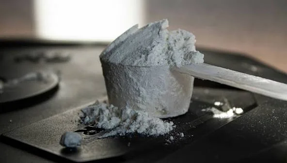 ¿Cuánta Proteína Necesitas Realmente? Análisis Científico 2026